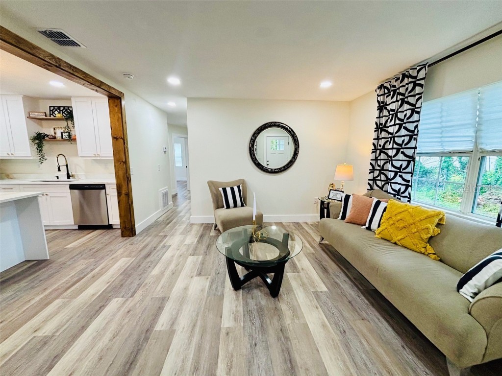 6411 N 34th Street Tampa FL 33610 TB8454359 image3