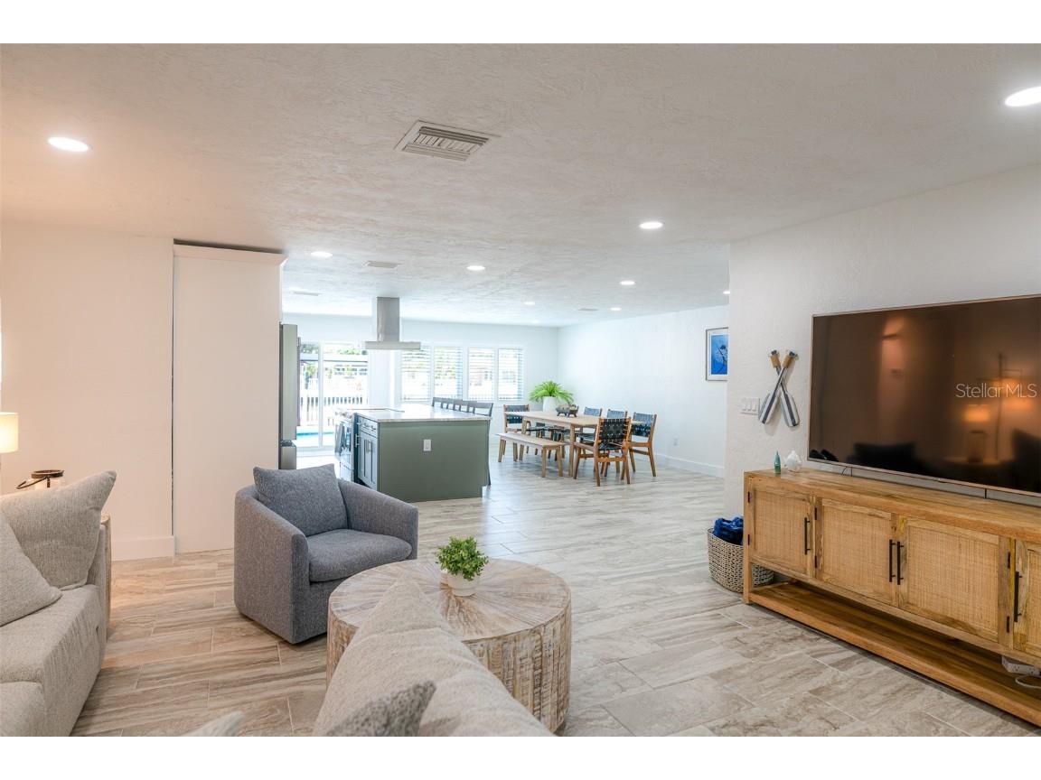 6412 1st Palm Point Saint Pete Beach FL 33706 TB8419583 image17