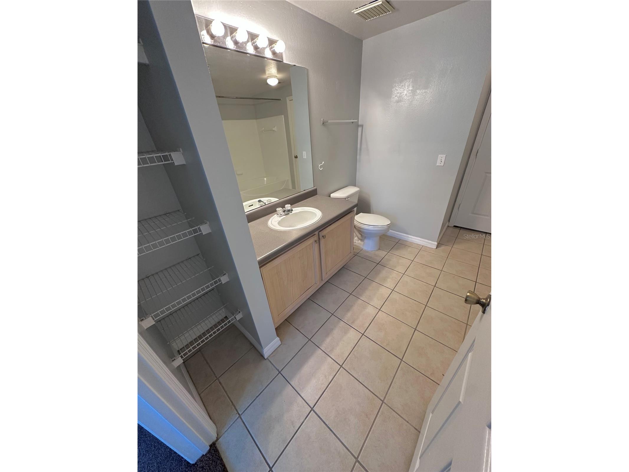 6412 Queens Borough Avenue #209 Orlando FL 32835 - TURKEY LAKE O6386484 image10