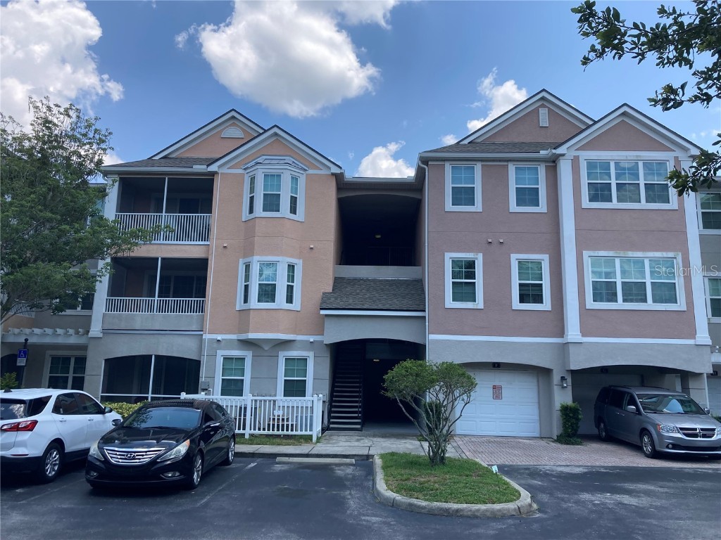 6412 Queens Borough Avenue #212 Orlando FL 32835 O6122677 image1