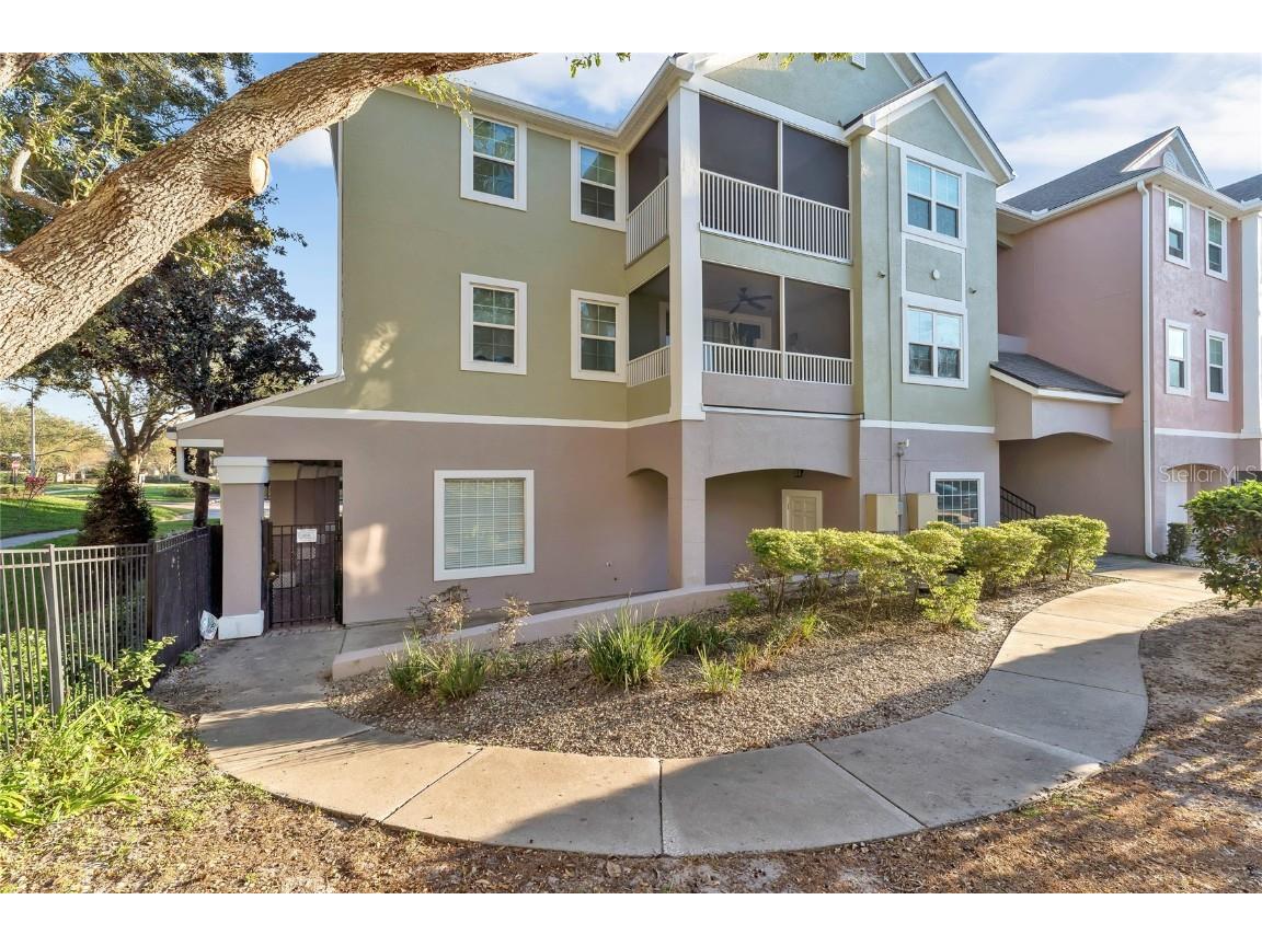6412 Queens Borough Avenue #301 Orlando FL 32835 O6259822 image1