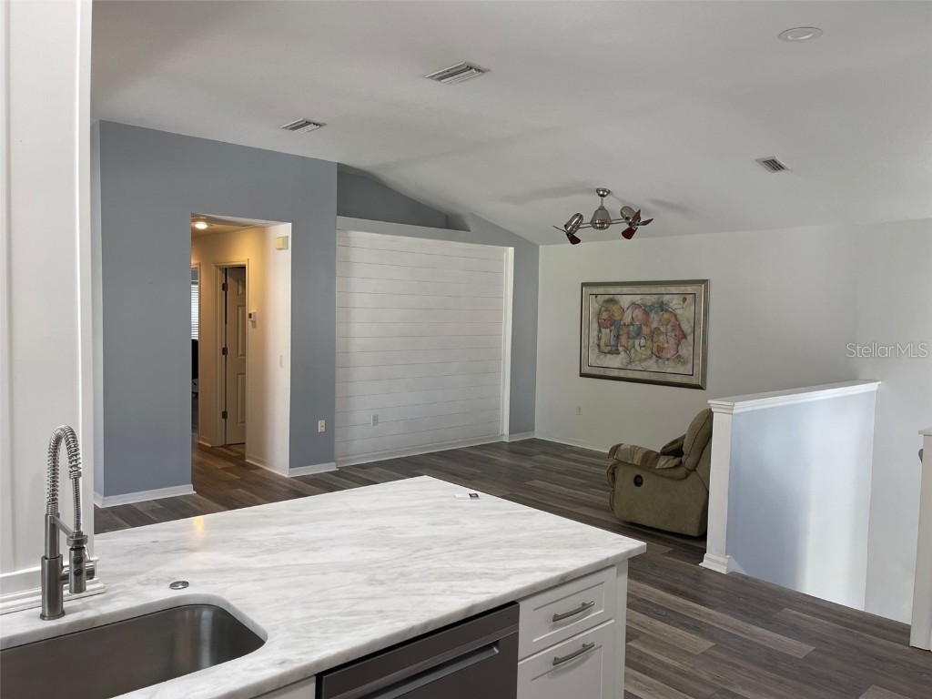 6412 Rosefinch Court #201 Lakewood Ranch FL 34202 A4659017 image6