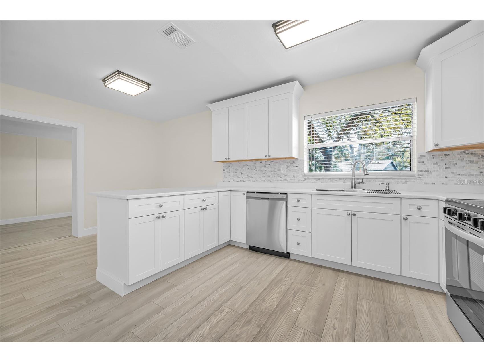 6412 Wingfoot Circle Tampa FL 33634 TB8468742 image19