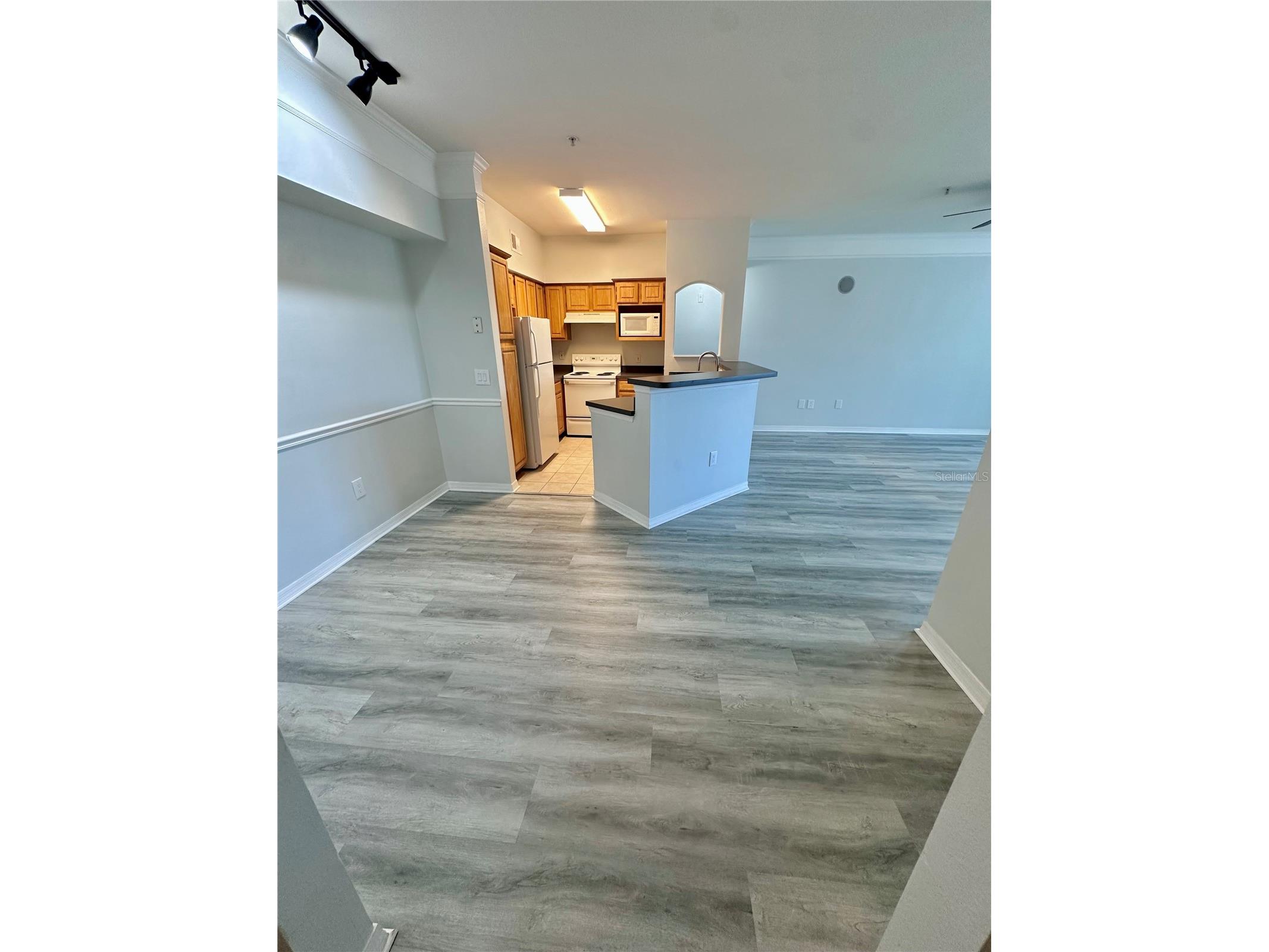 6413 Astor Village Avenue #203 Orlando FL 32835 - TURKEY LAKE O6402967 image5