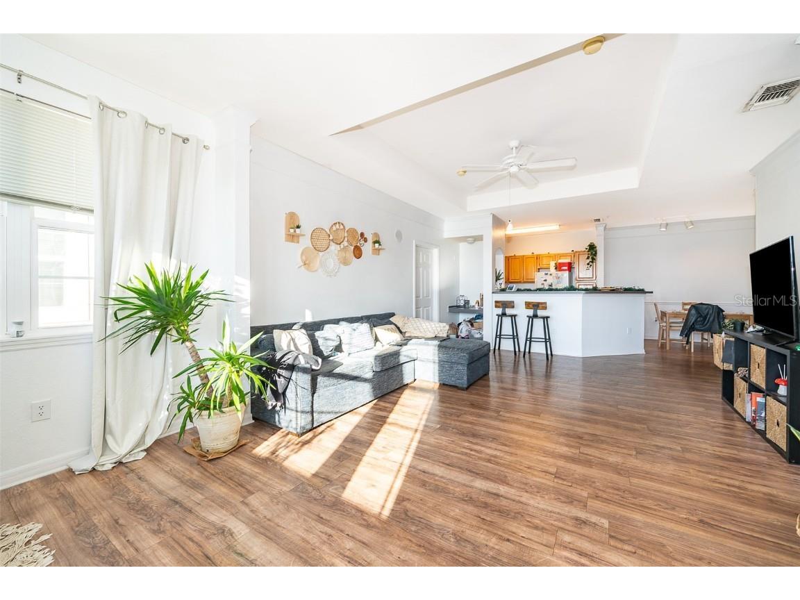 6413 Astor Village Avenue #305 Orlando FL 32835 - TURKEY LAKE O6273470 image6