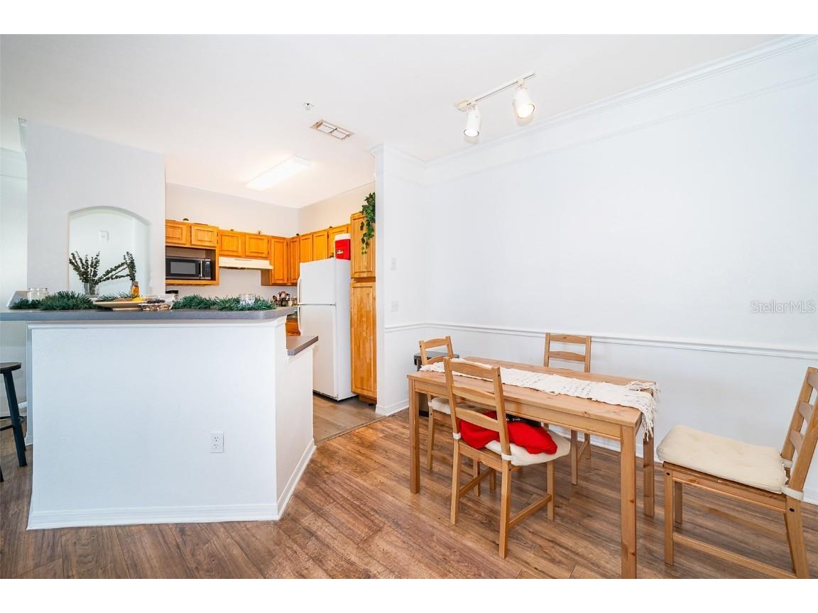 6413 Astor Village Avenue #305 Orlando FL 32835 - TURKEY LAKE O6273470 image9