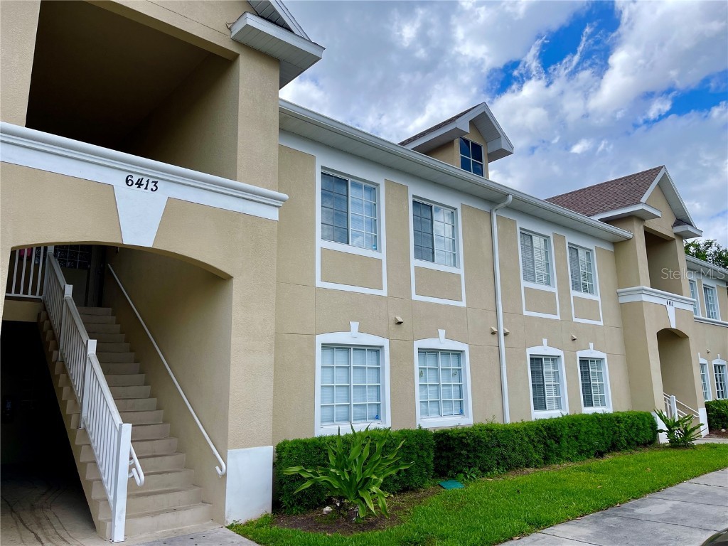 6413 Hollydale Place #202 Riverview FL 33578 T3439178 image1