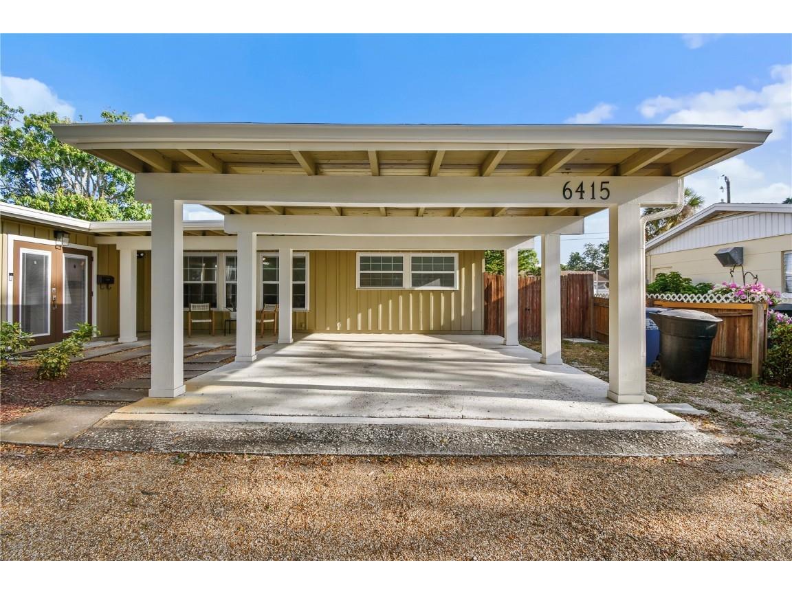 6415 13th Avenue N Saint Petersburg FL 33710 TB8382073 image1