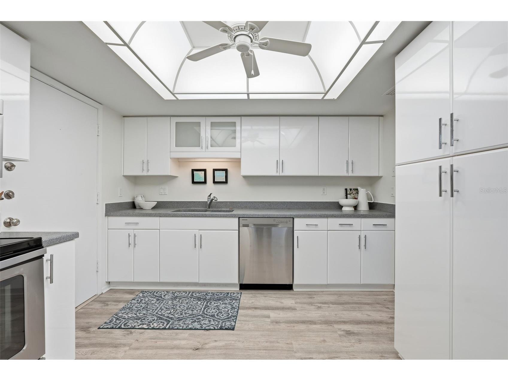 6415 Midnight Pass Road #211 Sarasota FL 34242 - SARASOTA BAY A4675481 image18