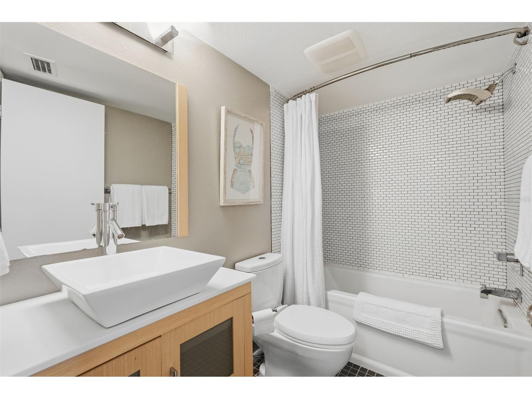 6415 Midnight Pass Road #211 Sarasota FL 34242 - SARASOTA BAY A4675481 image34