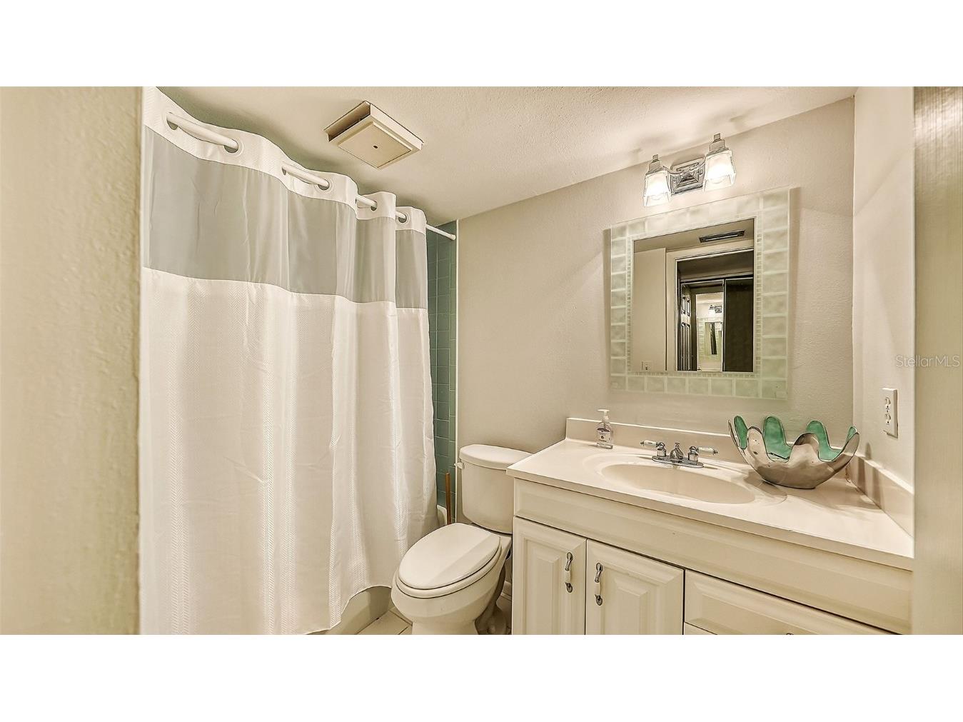 6415 Midnight Pass Road #602 Sarasota FL 34242 A4438172 image19