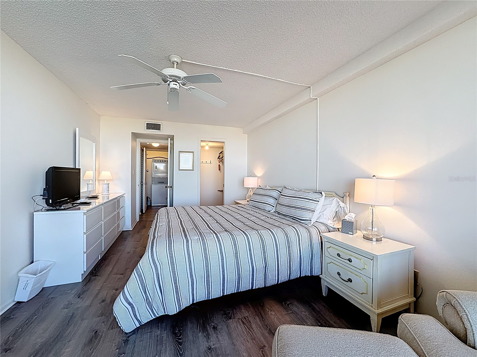 6415 Midnight Pass Road #702 Sarasota FL 34242 A4678463 image16