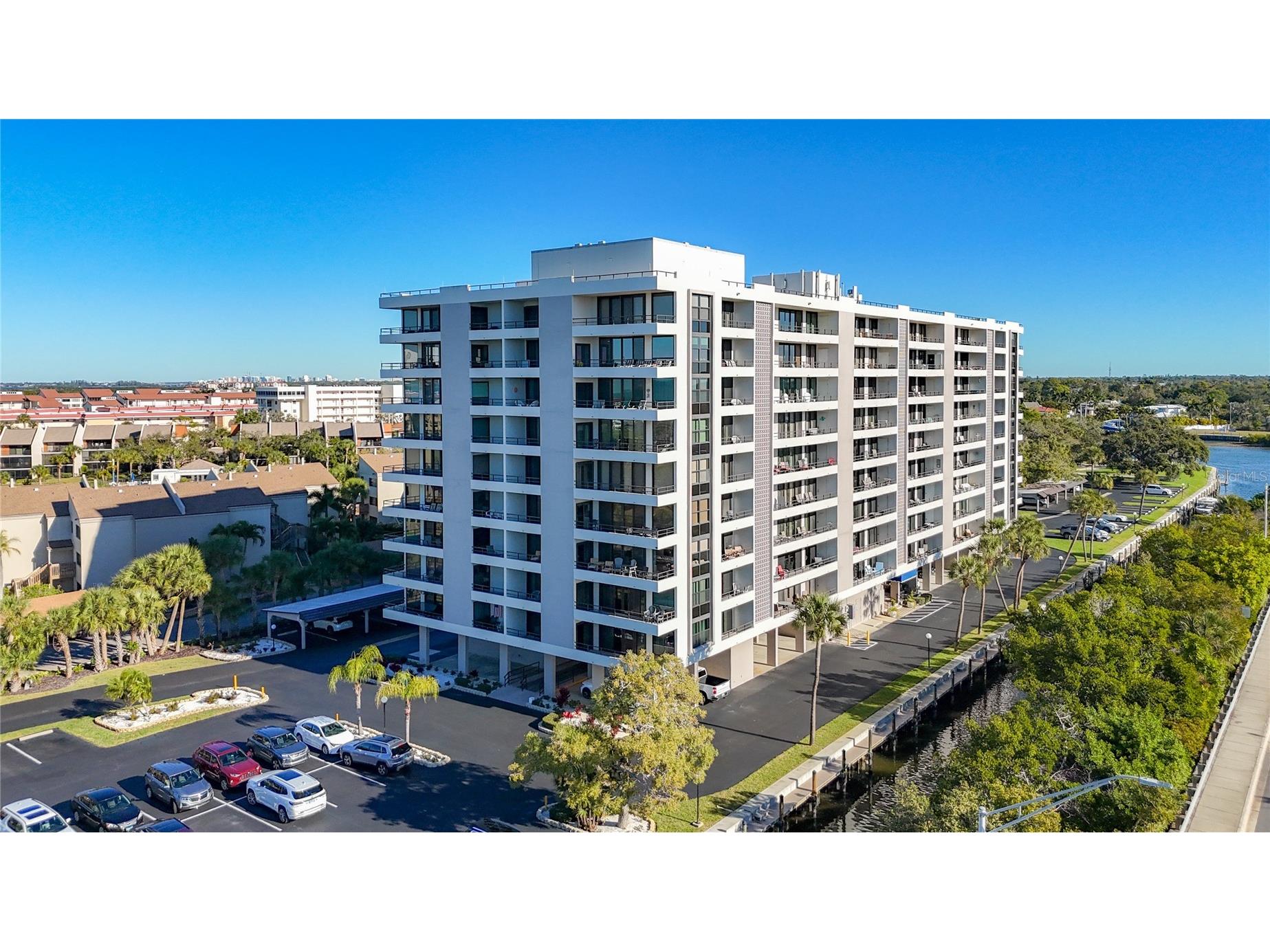 6415 Midnight Pass Road #702 Sarasota FL 34242 A4678463 image2