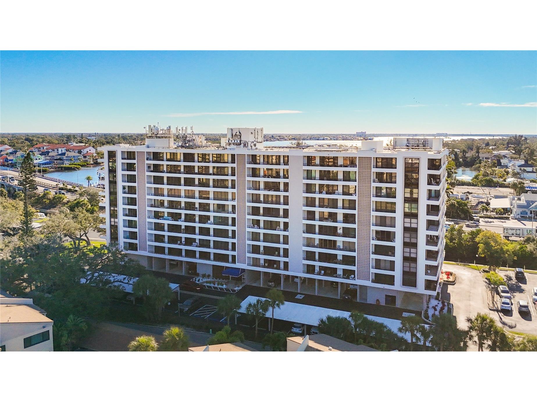 6415 Midnight Pass Road #705 Sarasota FL 34242 A4683086 image49