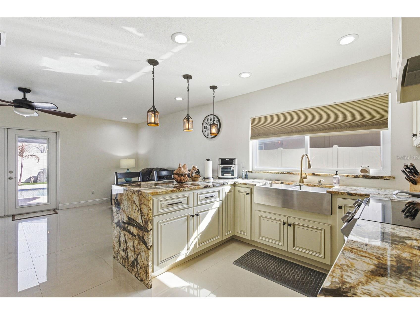6415 Windwood Court Tampa FL 33634 TB8482371 image10