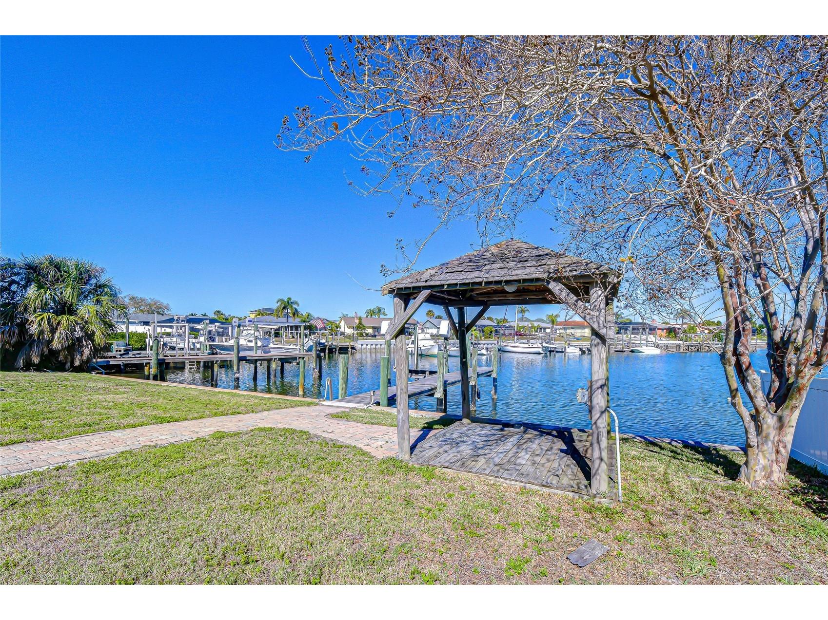 6416 Lake Sunrise Drive Apollo Beach FL 33572 TB8466220 image3