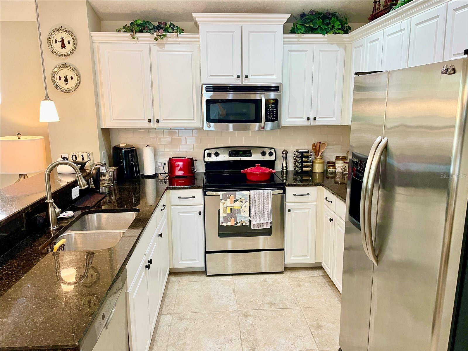 6417 Pine Breeze Run Sarasota FL 34243 A4666959 image9