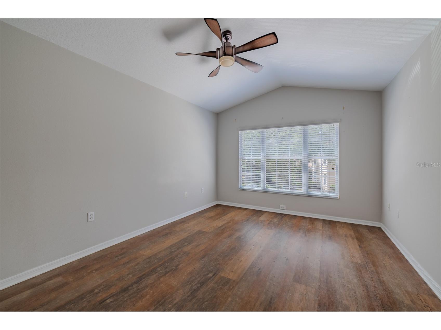 6417 Rosefinch Court #102 Lakewood Ranch FL 34202 TB8500935 image16