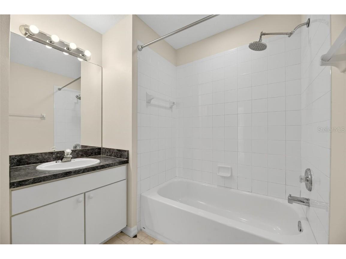 6418 Rosefinch Court #103 Lakewood Ranch FL 34202 A4667294 image33