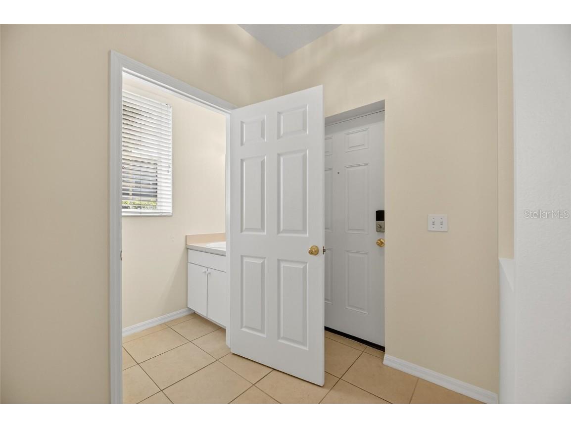 6418 Rosefinch Court #103 Lakewood Ranch FL 34202 A4667294 image5