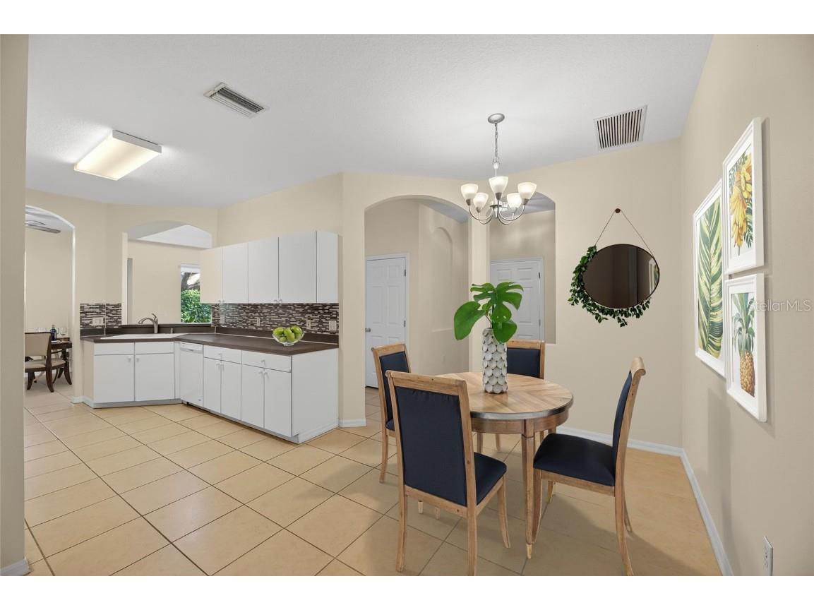 6418 Rosefinch Court #103 Lakewood Ranch FL 34202 A4667294 image9