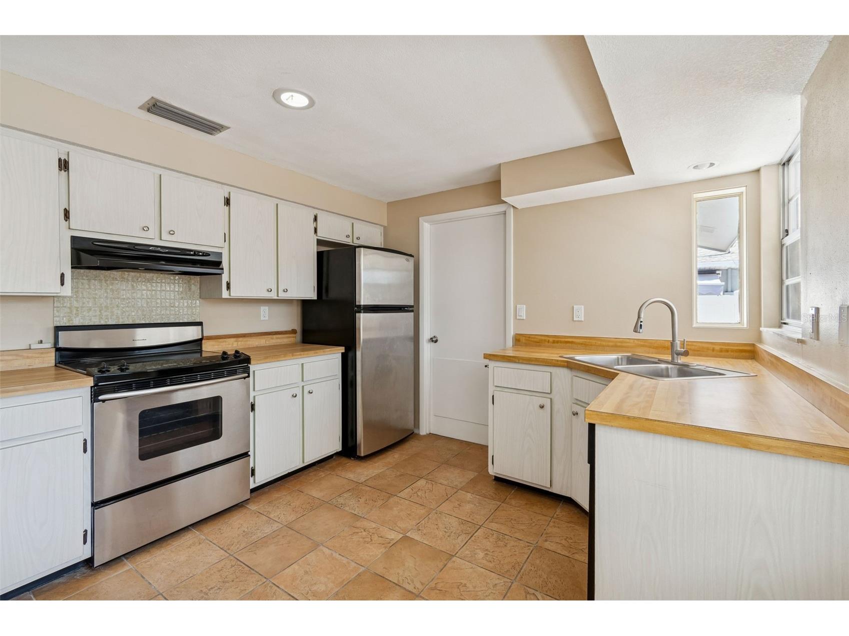 6419 1st Avenue W Bradenton FL 34209 TB8474682 image4