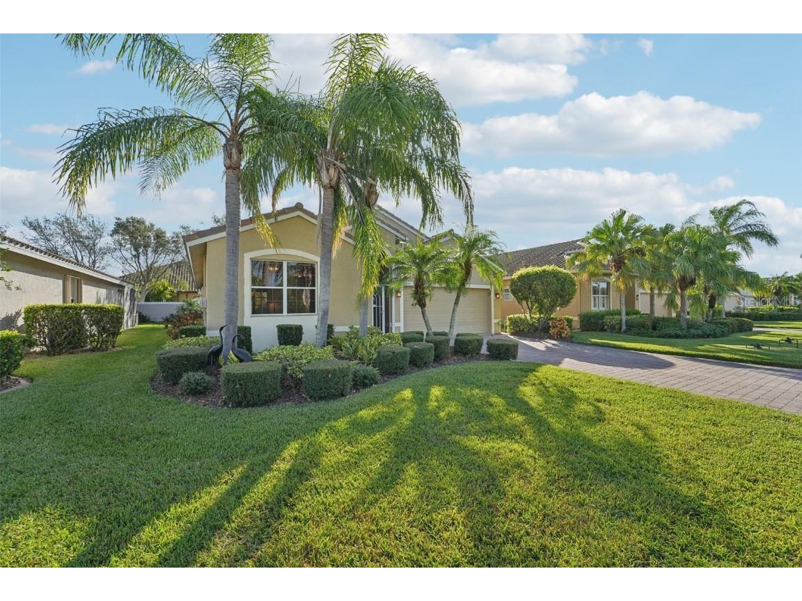 6419 43rd Court E Sarasota FL 34243 TB8316656 image1