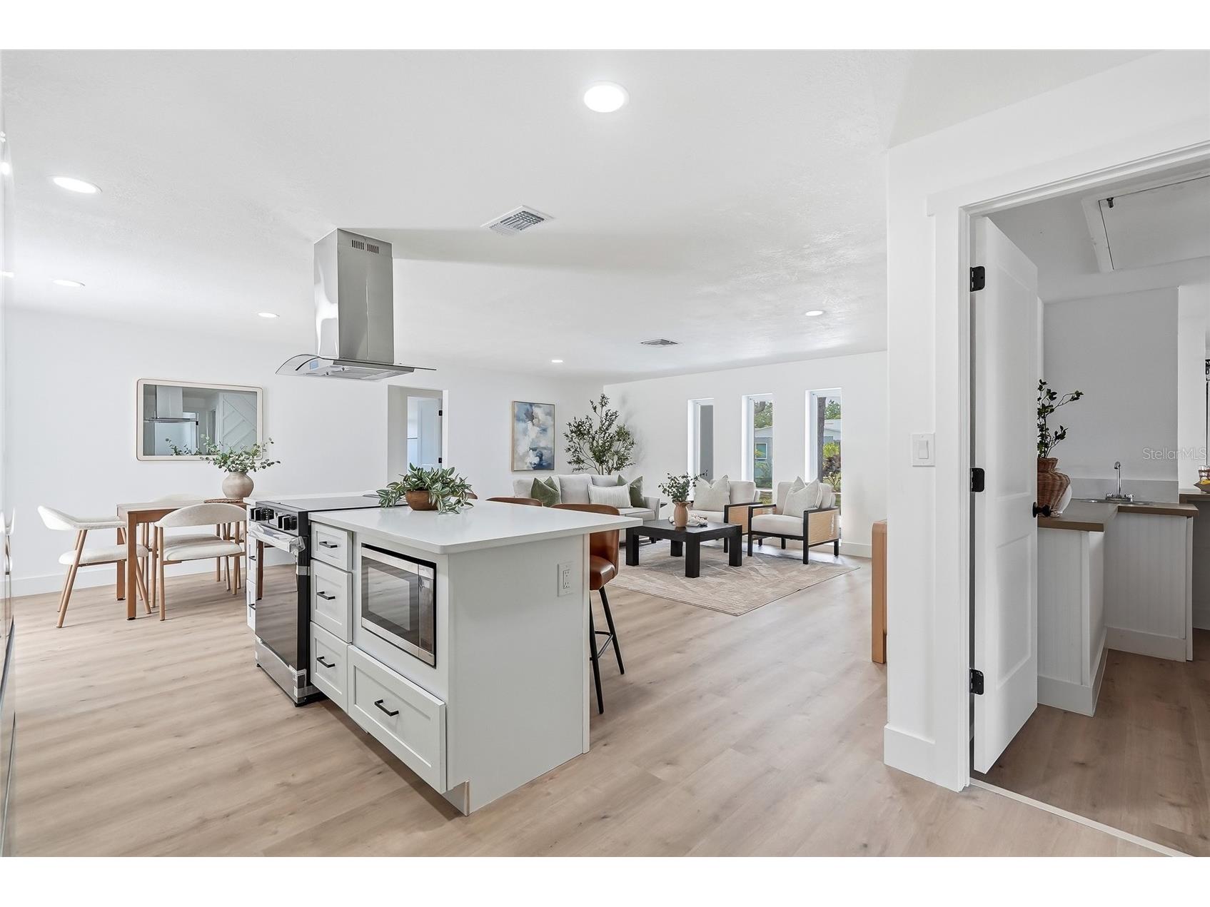 6419 Pelican Drive S Saint Petersburg FL 33707 TB8528377 image16