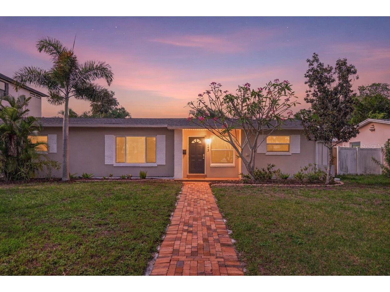 642 38th Avenue NE Saint Petersburg FL 33704 TB8512728 image1