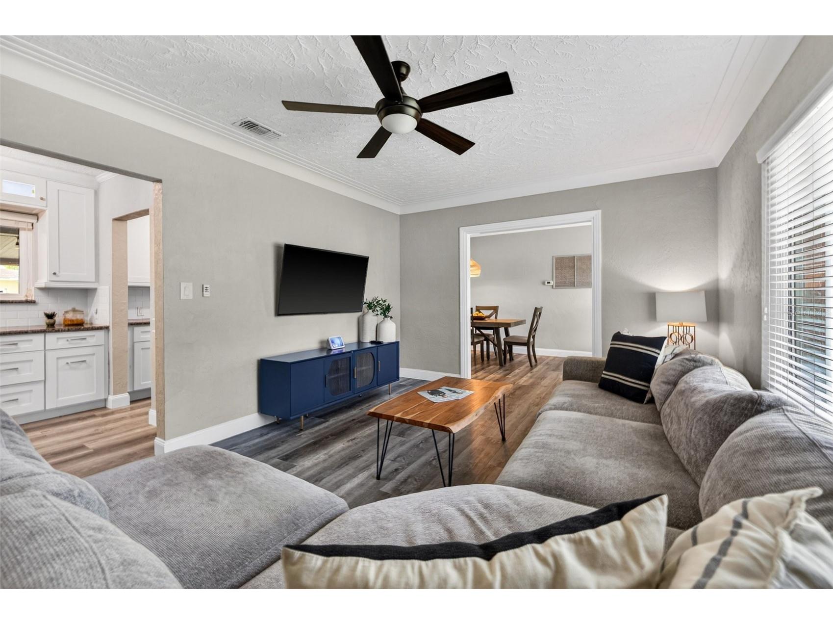 642 38th Avenue NE Saint Petersburg FL 33704 TB8512728 image10