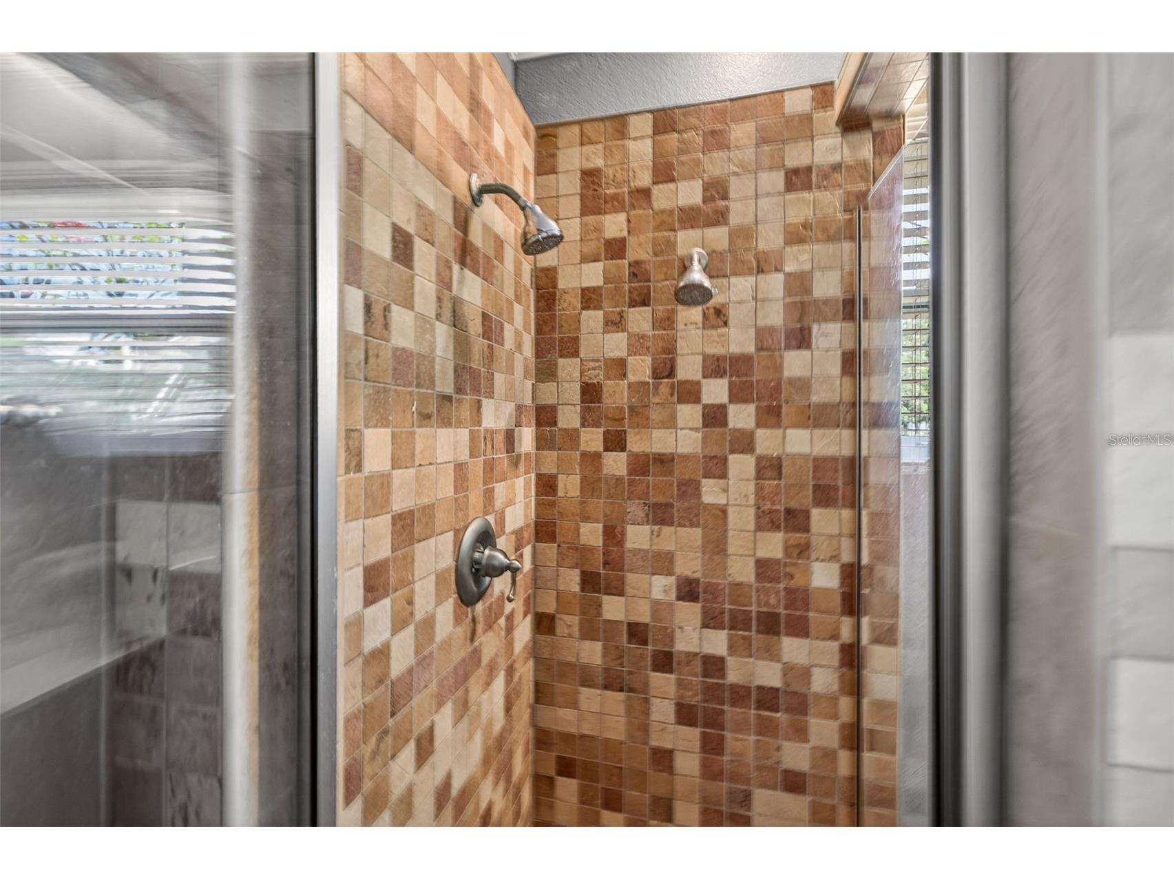 642 38th Avenue NE Saint Petersburg FL 33704 TB8512728 image20