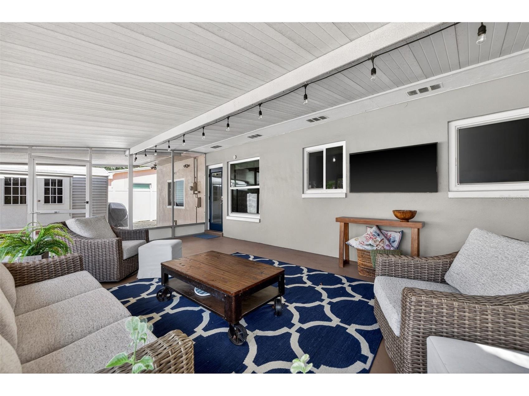 642 38th Avenue NE Saint Petersburg FL 33704 TB8512728 image31