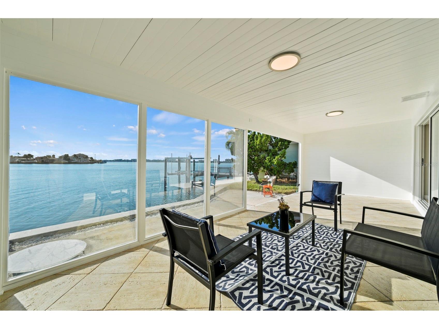 642 Boca Ciega Point Boulevard S Saint Petersburg FL 33708 - BOCA CIEGA BAY TB8450780 image1