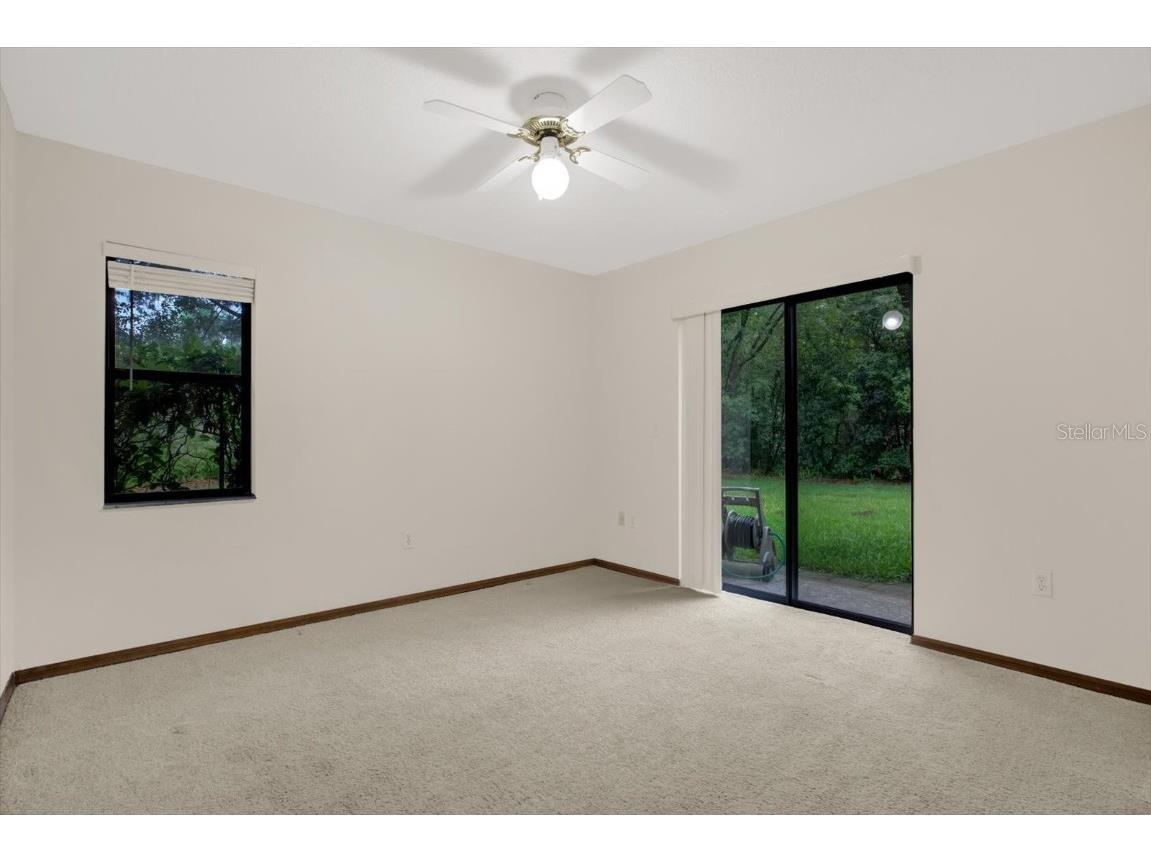 642 Erin Way Brooksville FL 34601 W7875378 image32