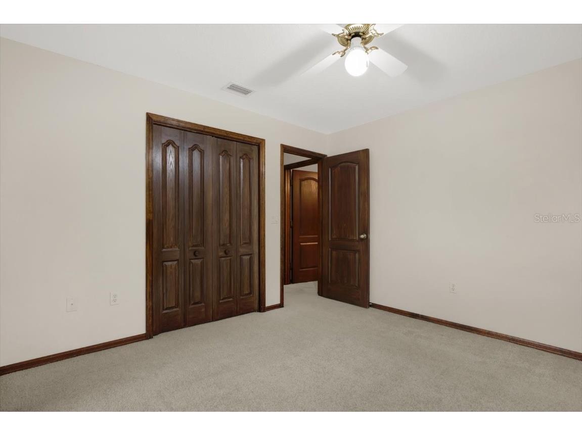 642 Erin Way Brooksville FL 34601 W7875378 image33