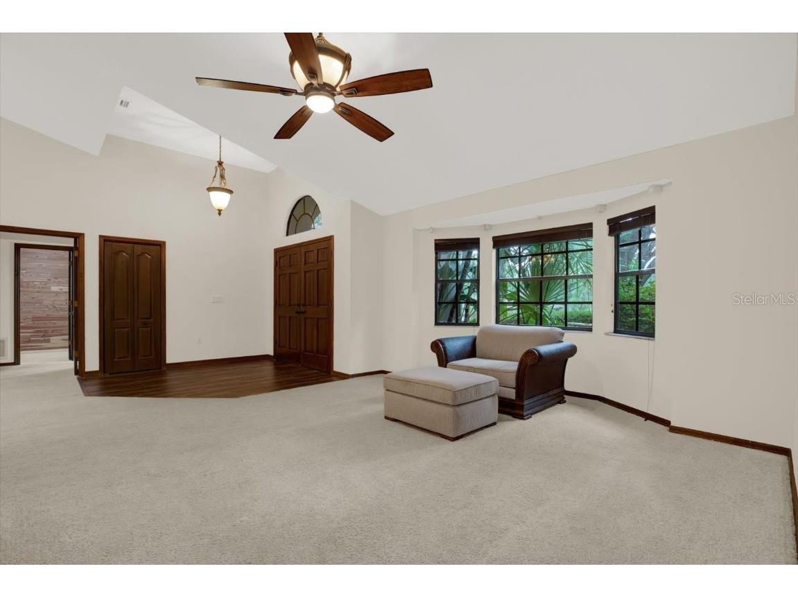 642 Erin Way Brooksville FL 34601 W7875378 image8