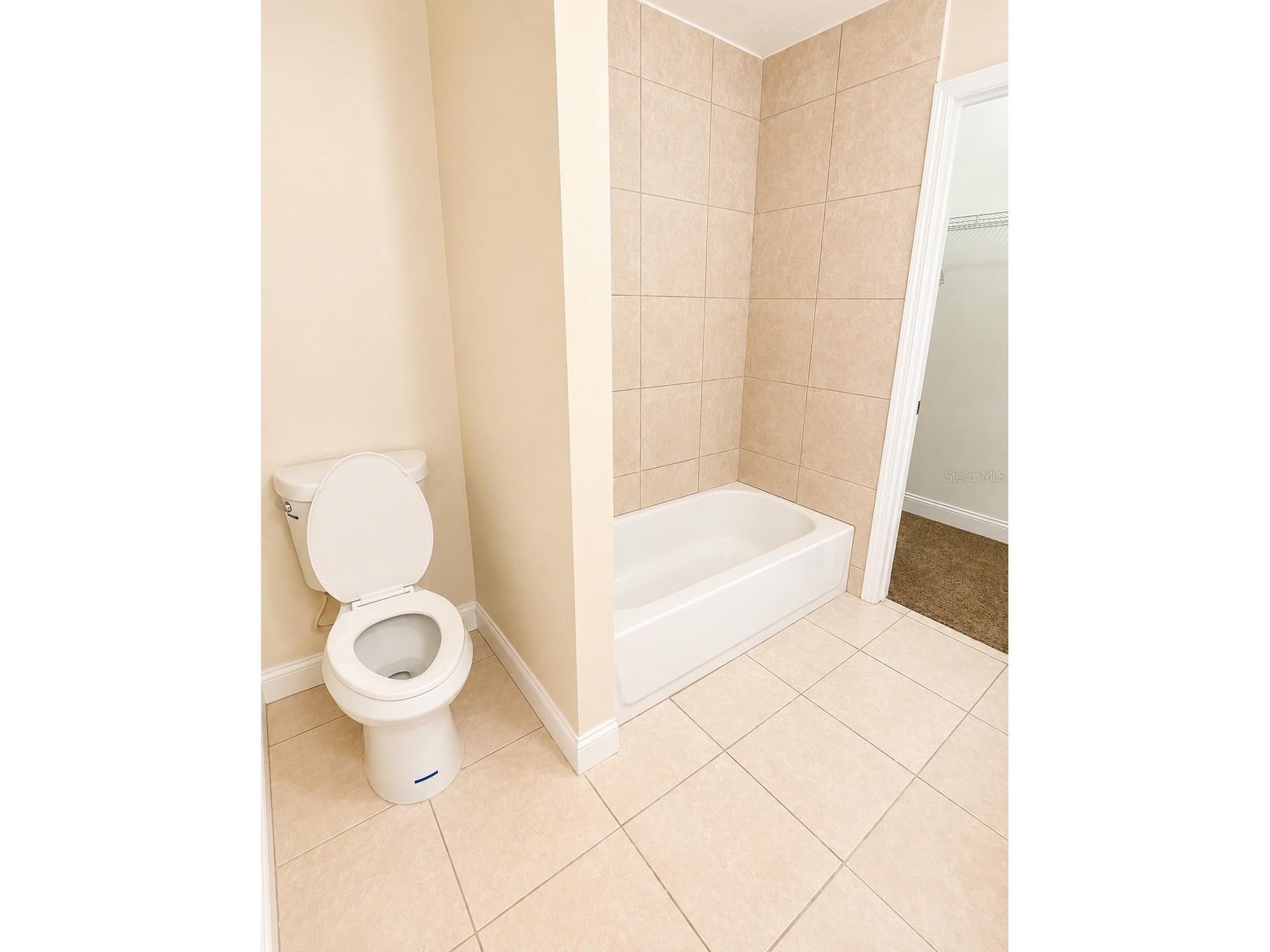 642 Heraldo Court #B Kissimmee FL 34758 O6425624 image8