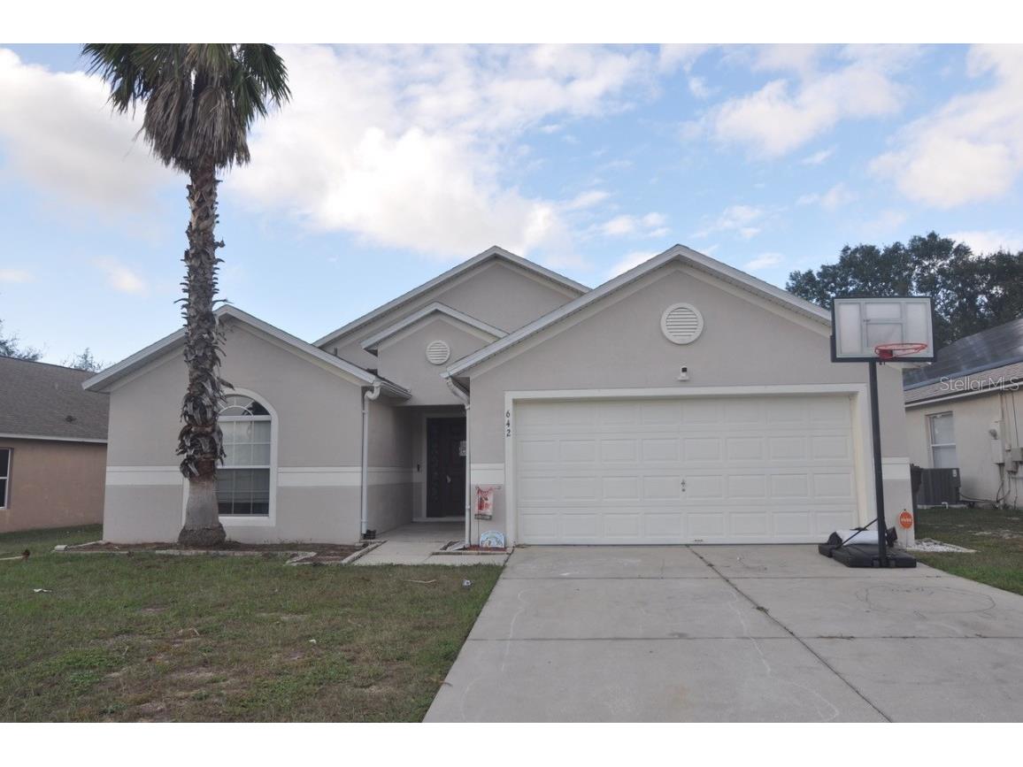 642 Lake Charles Drive Davenport FL 33837 O6256960 image1