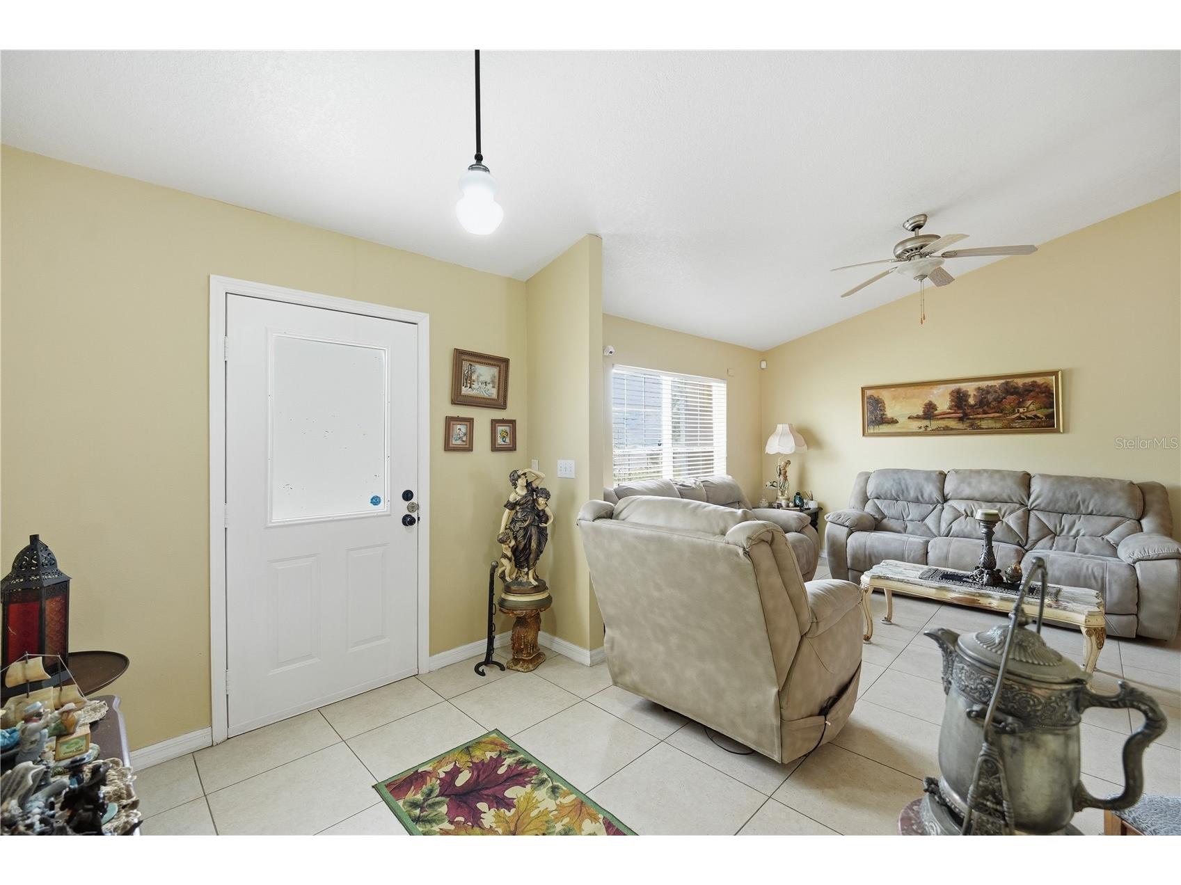 642 Madrid Drive Kissimmee FL 34758 S5153713 image2