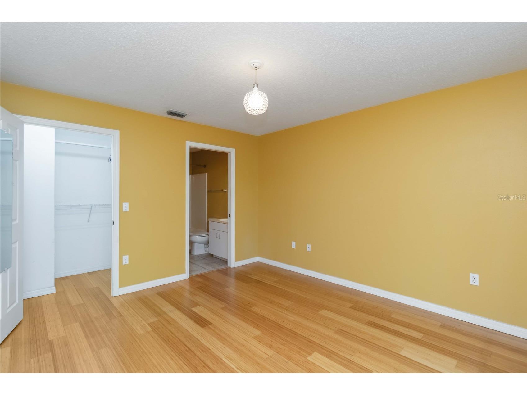 642 N Jefferson Avenue #13 Sarasota FL 34237 A4651611 image18