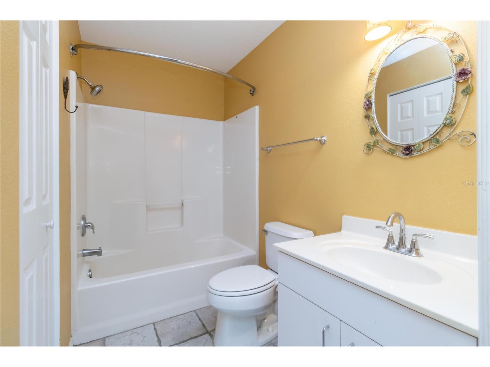 642 N Jefferson Avenue #13 Sarasota FL 34237 A4651611 image19