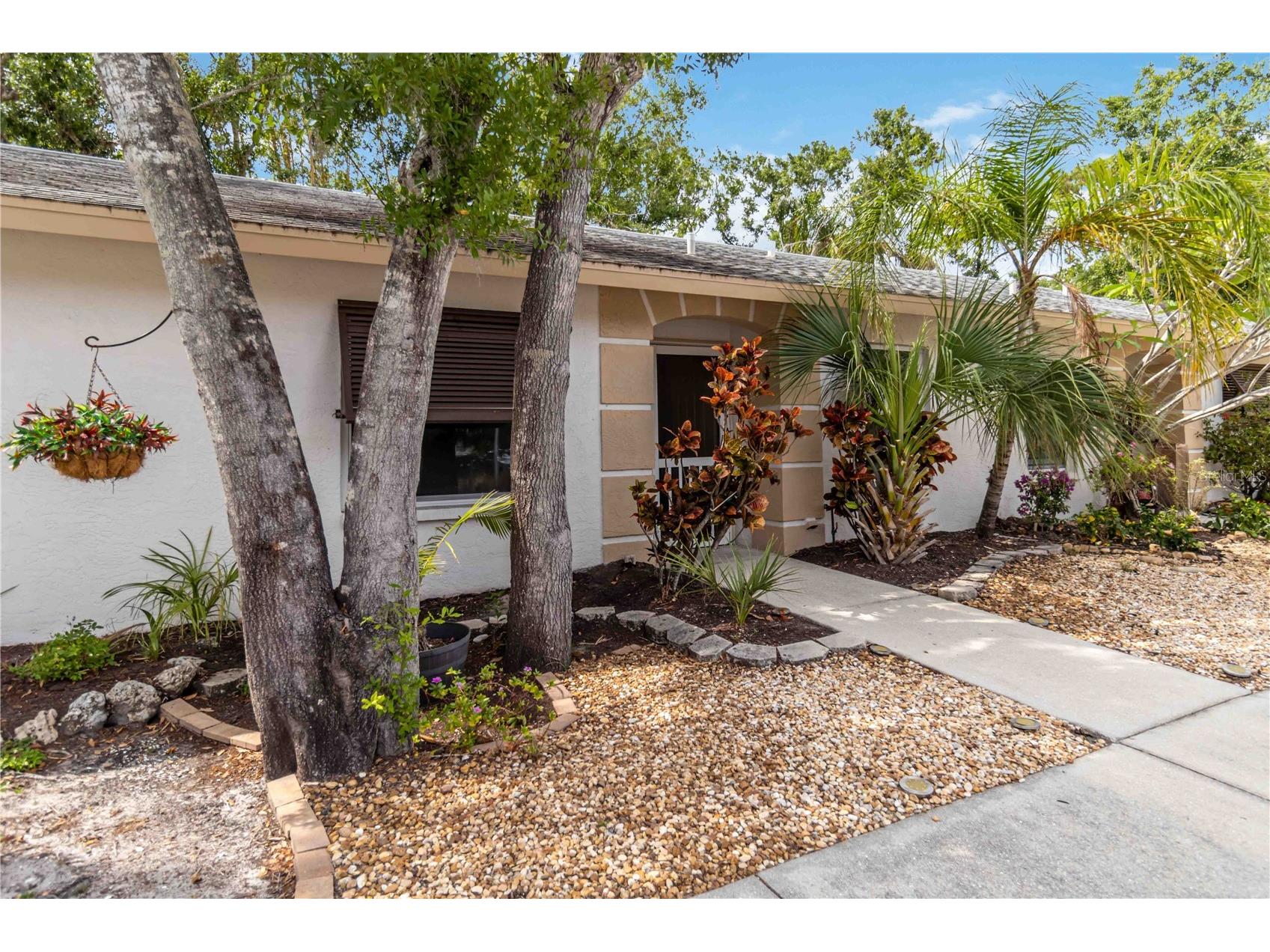 642 N Jefferson Avenue #13 Sarasota FL 34237 A4651611 image2