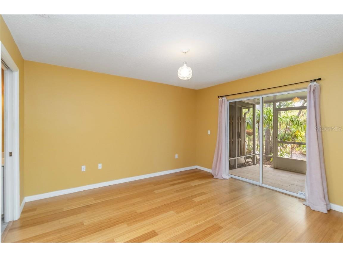 642 N Jefferson Avenue #13 Sarasota FL 34237 A4652898 image19