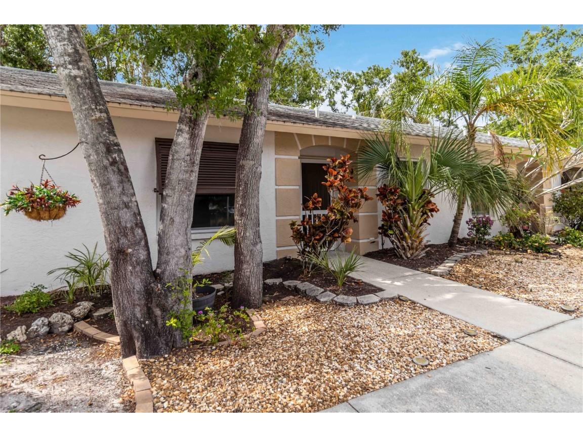 642 N Jefferson Avenue #13 Sarasota FL 34237 A4652898 image3