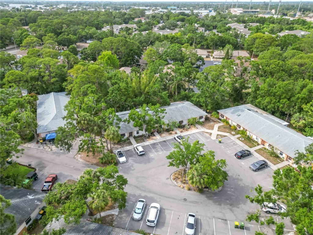 642 N Jefferson Avenue #13 Sarasota FL 34237 A4652898 image41