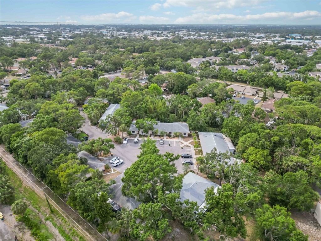 642 N Jefferson Avenue #13 Sarasota FL 34237 A4652898 image43