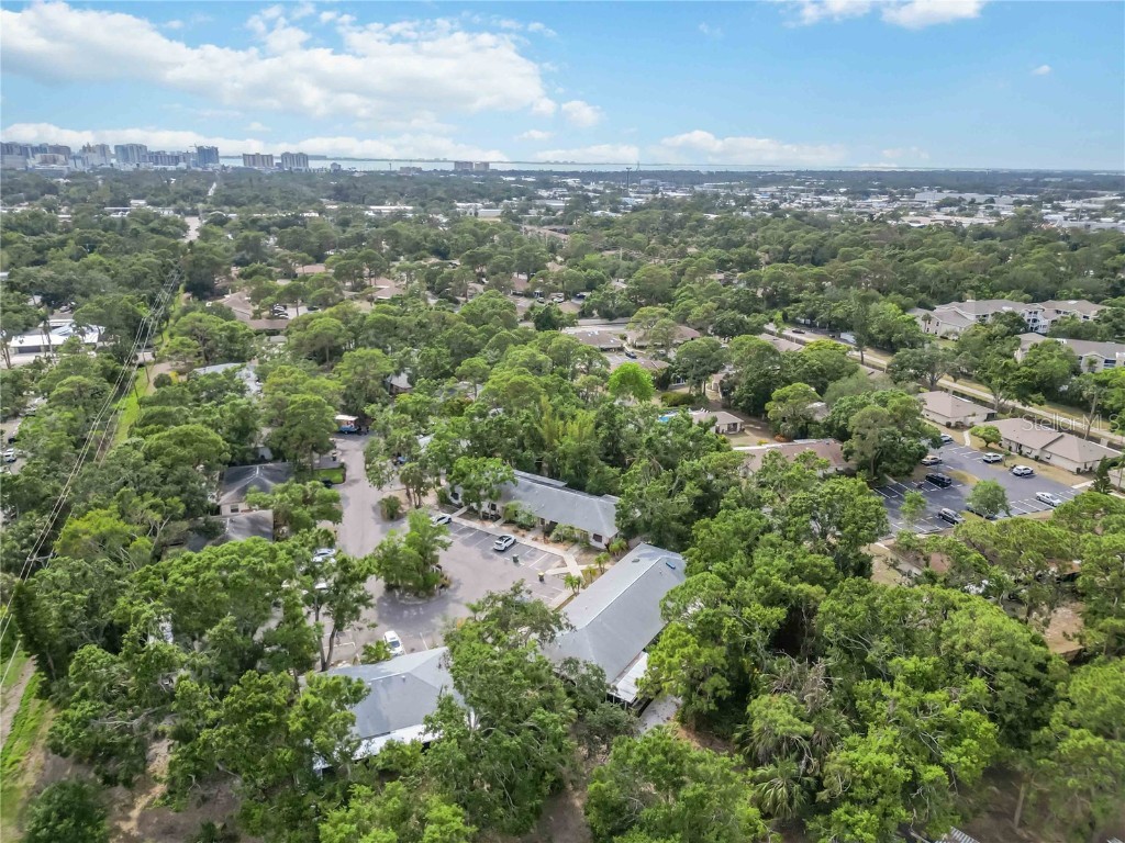 642 N Jefferson Avenue #13 Sarasota FL 34237 A4652898 image50