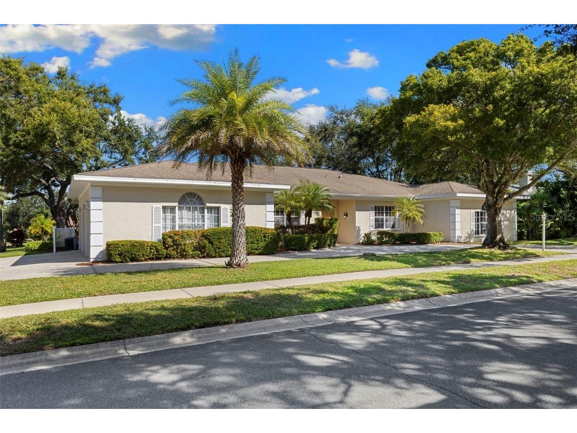 642 Weathersfield Drive Dunedin FL 34698 TB8438649 image1