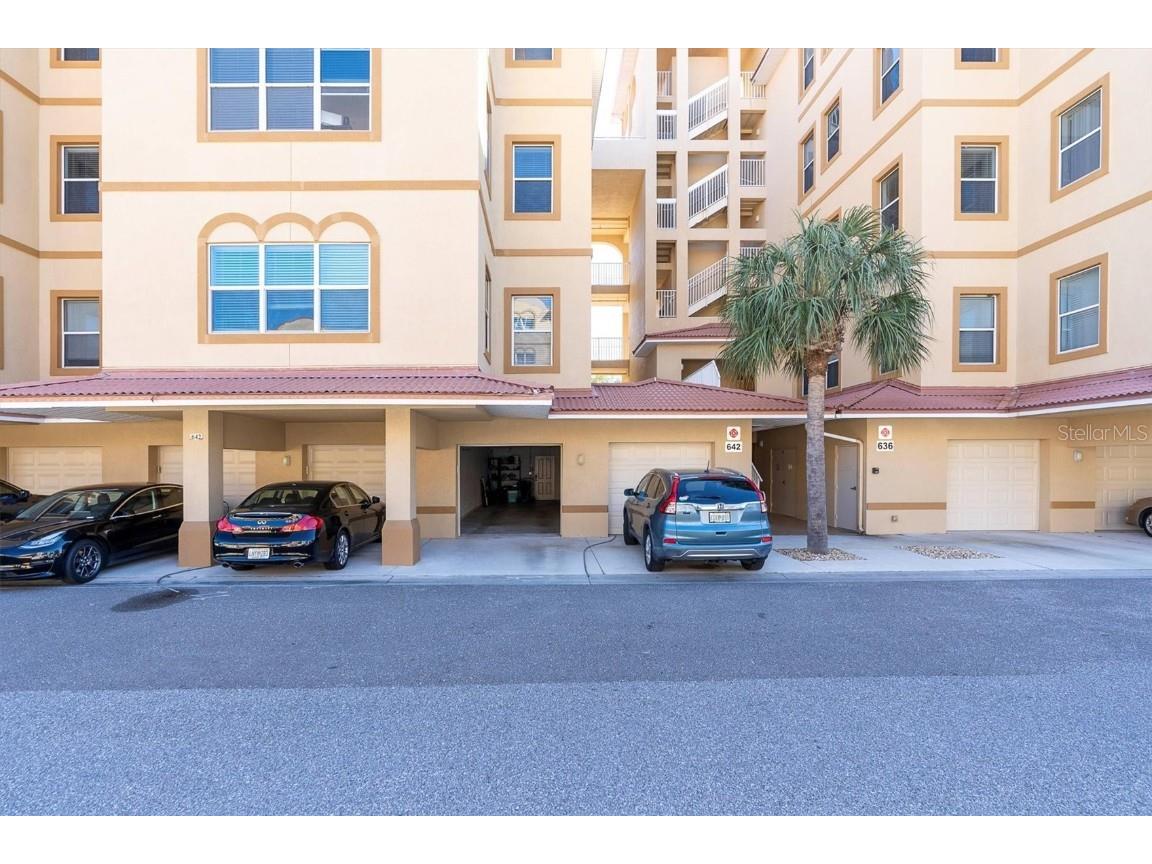 642 Wells Court #402 Clearwater FL 33756 TB8444224 image2