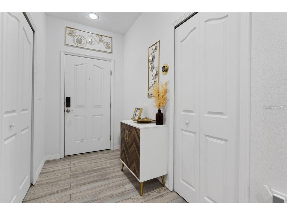 642 Wells Court #402 Clearwater FL 33756 TB8444224 image3